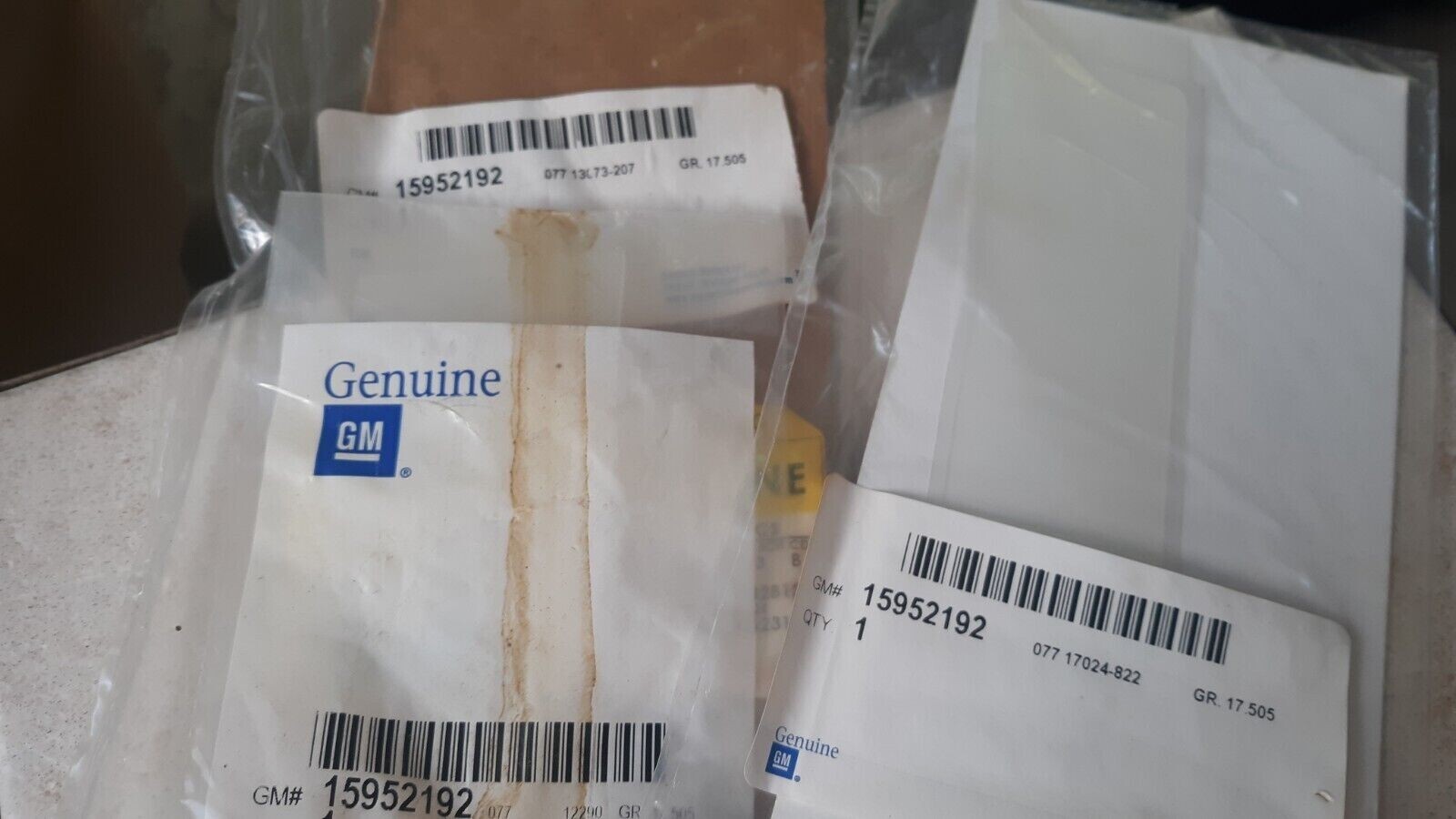 Genuine GM 07-14 Misc CK123 Passenger SI Rr WHL OPNG Flare Protector 15952192