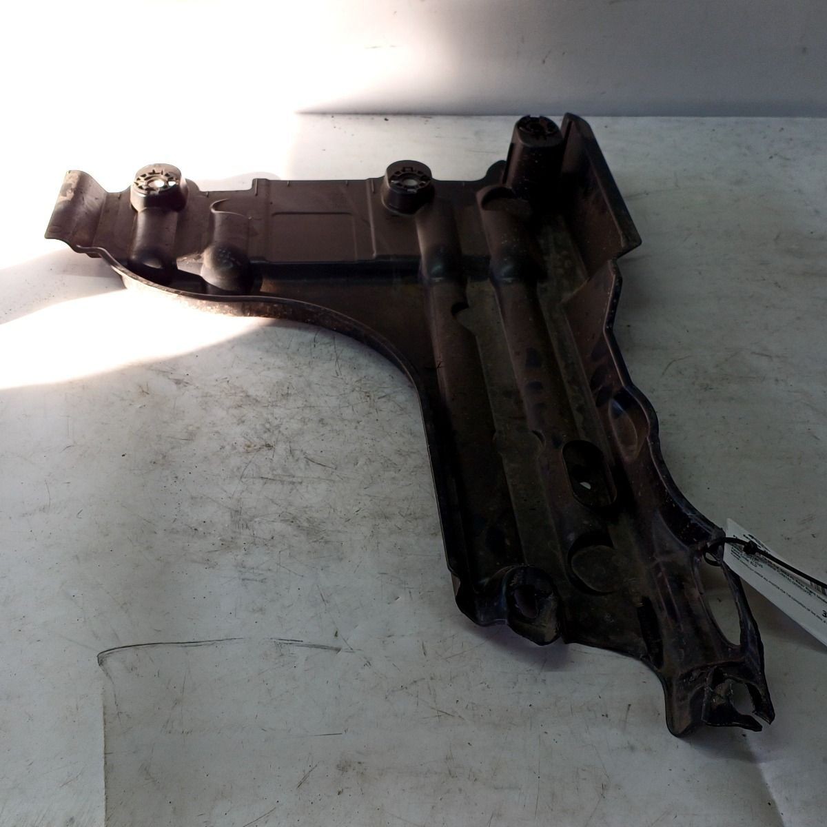 PEUGEOT 2008 19-25 1.2 MK2 FL Rear Right Undertray Damaged 9826459180