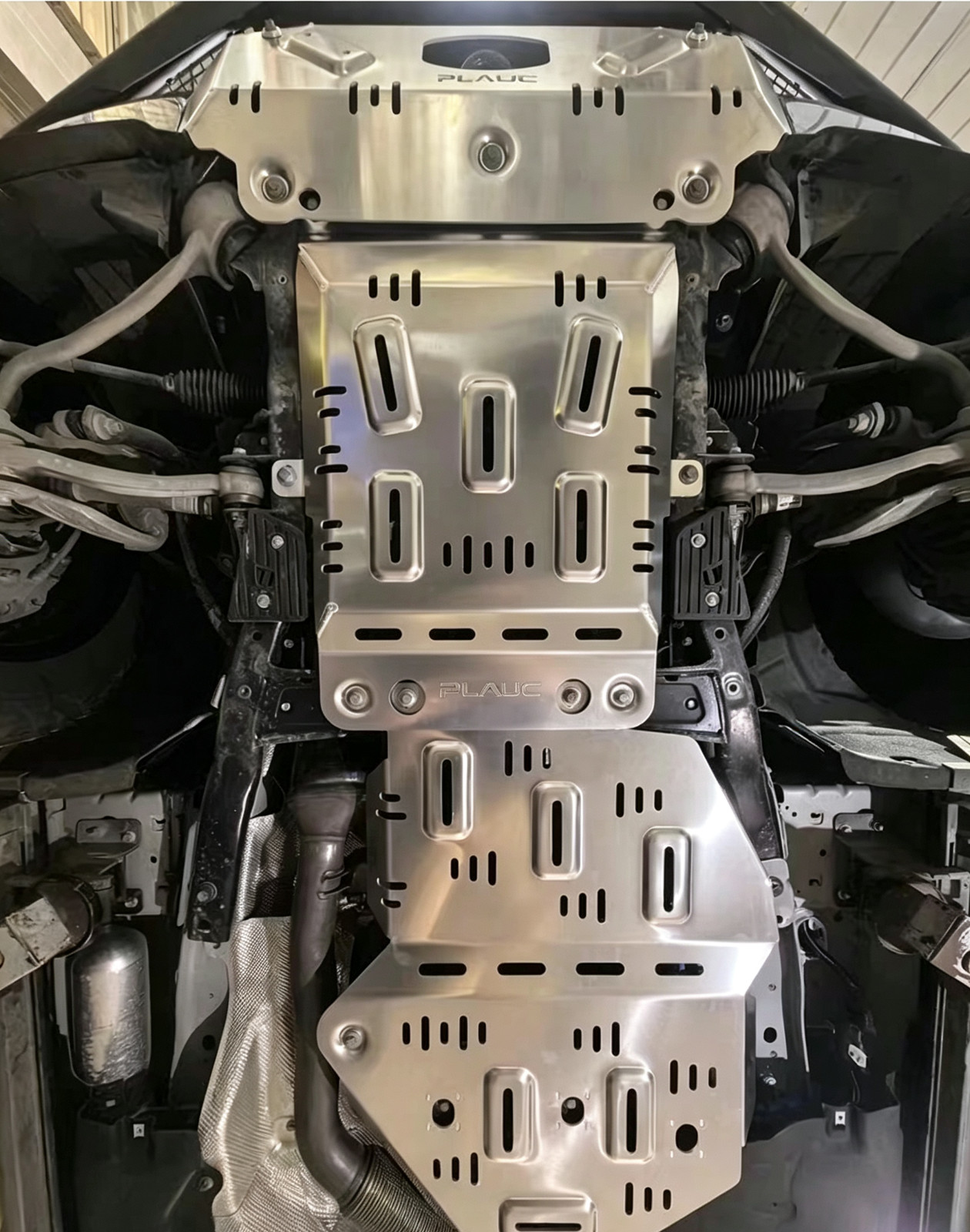 Aluminum Skid Plate For 2020-2024 Land Rover Defender 110 3.0L Underbody Armor