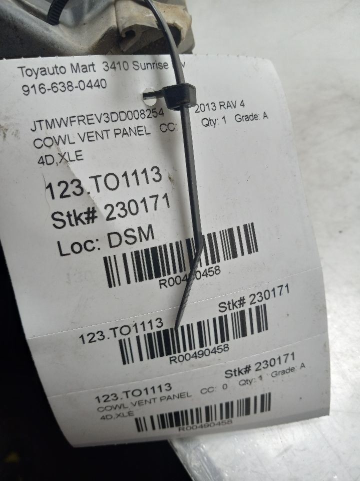 2013 TOYOTA RAV4 XLE COWL VENT PANEL