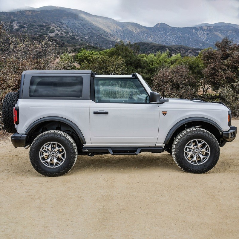 Westin/HDX Drop Nerf Step Bars – Textured Black Fits 2021+ Ford Bronco (2-Door)
