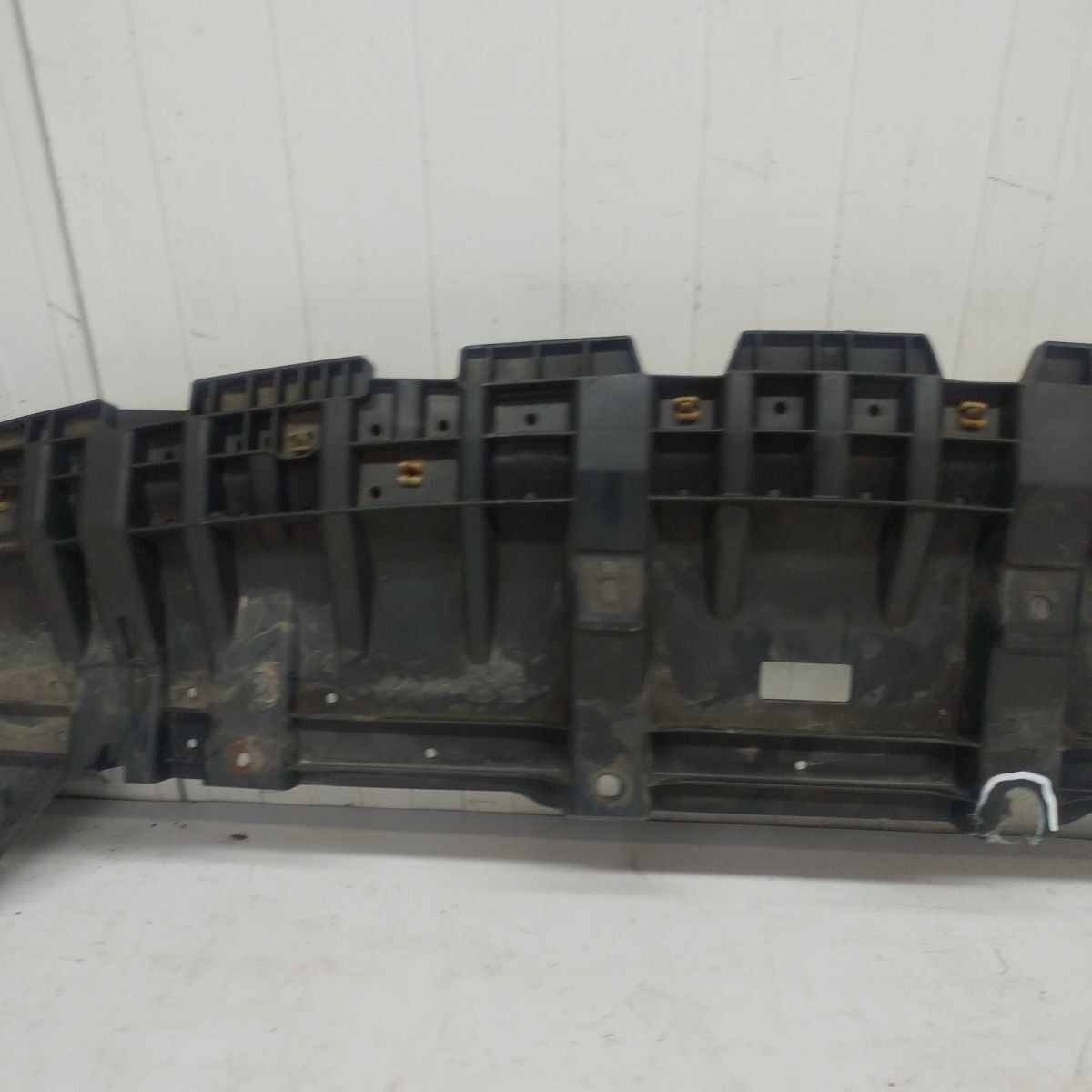 2015-2019 TOYOTA AURIS MK2 Front Bumper Undertray 52618-02040