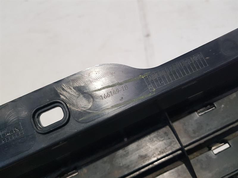 2006-2013 R56 MINI HATCH FRONT GRILLE 16614910