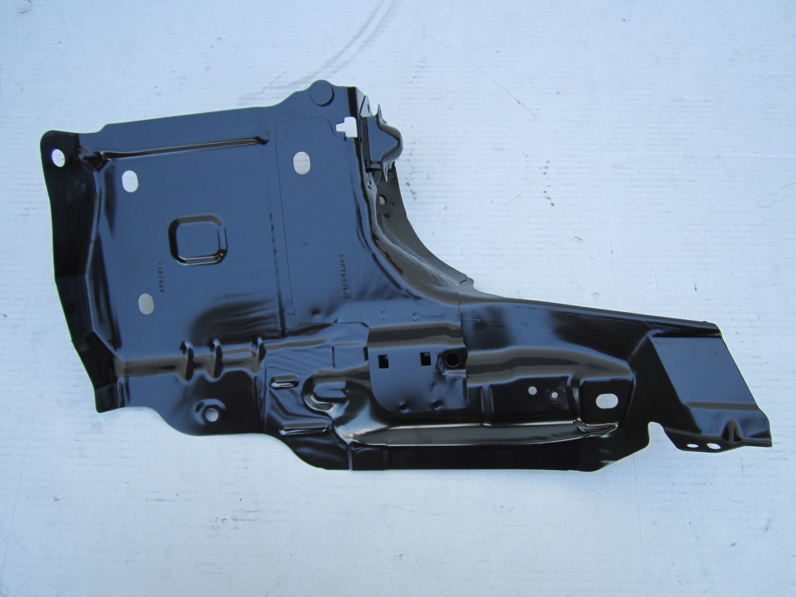 rg40720 Tesla Model Y 2020 2021 2022 2023 Rear LH Left Side Body Shell Panel OEM