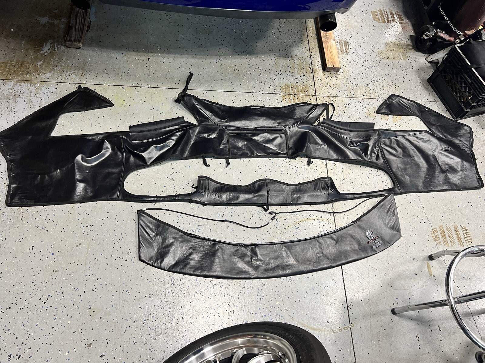 1999 – 2002 FORD MUSTANG COBRA SVT FRONT BUMPER & HOOD BRA