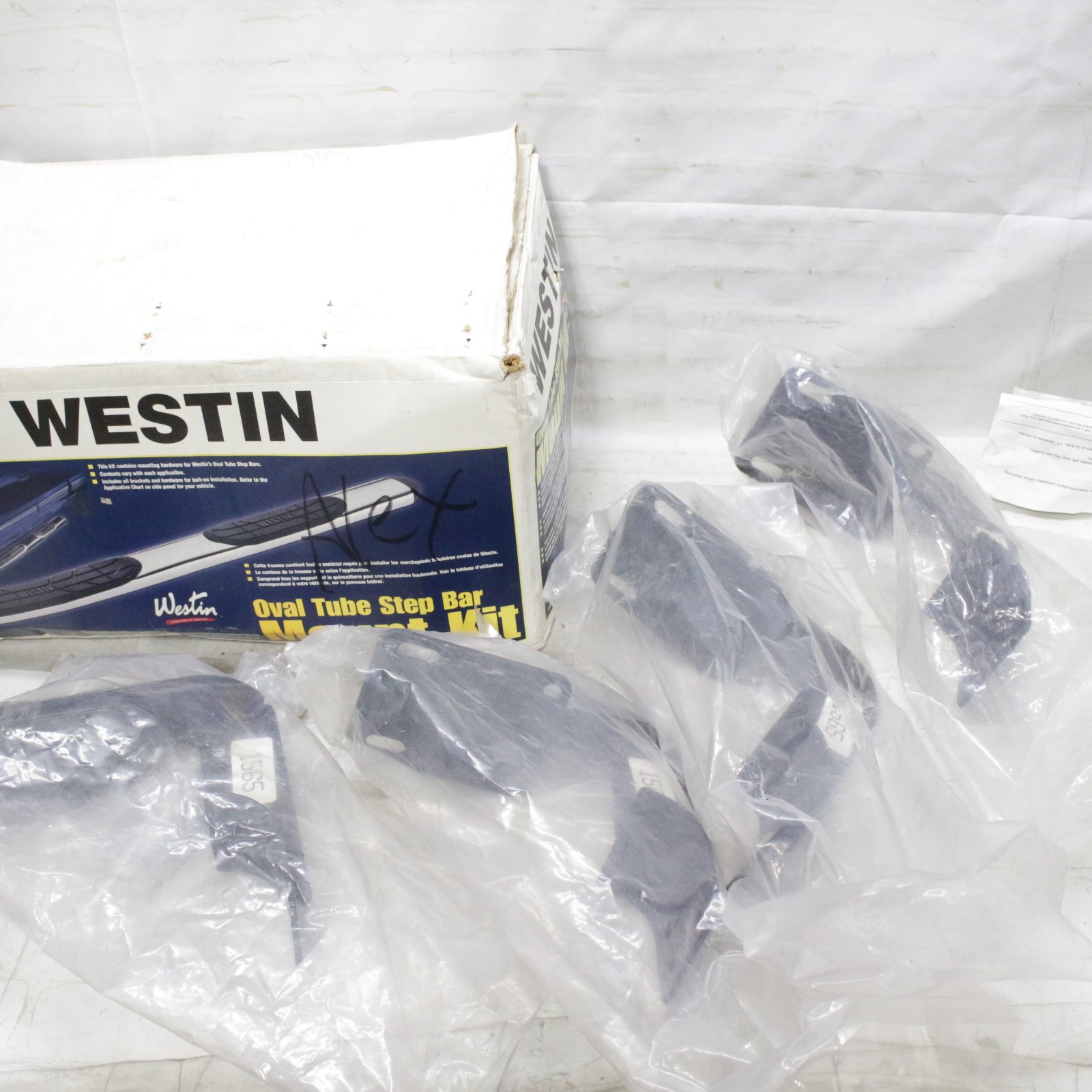 Westin 22-1035 22-Series Oval Step Bar Brackets for 99-16 F250 F350 F450 F550