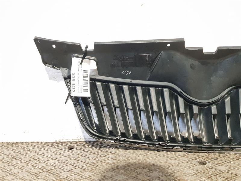 2006 On MK1 SKODA ROOMSTER FRONT GRILLE