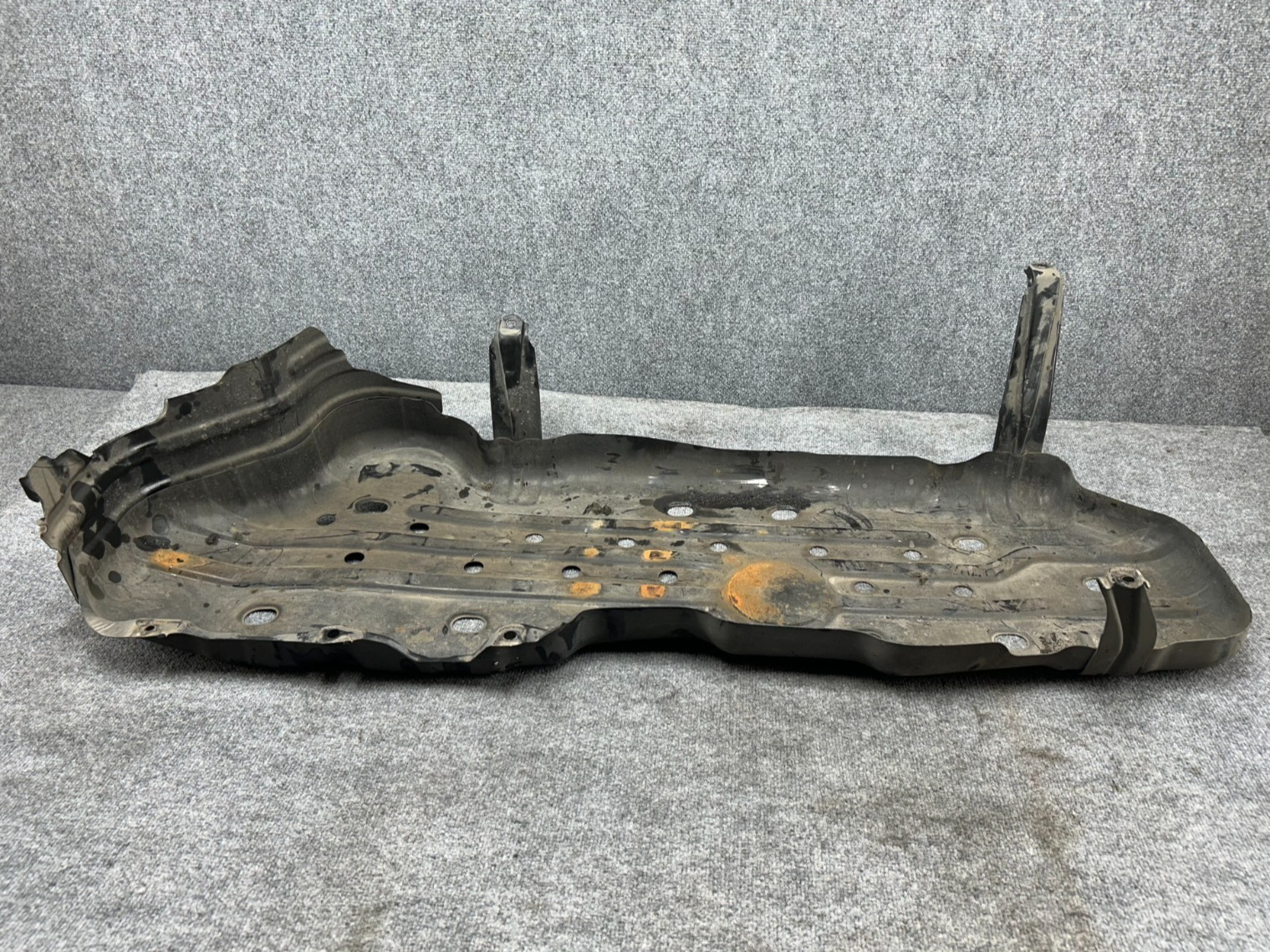 LEXUS GX470 03-09 OEM FUEL TANK LOWER SHIELD SKID PLATE COVER PANEL GUARD 216K