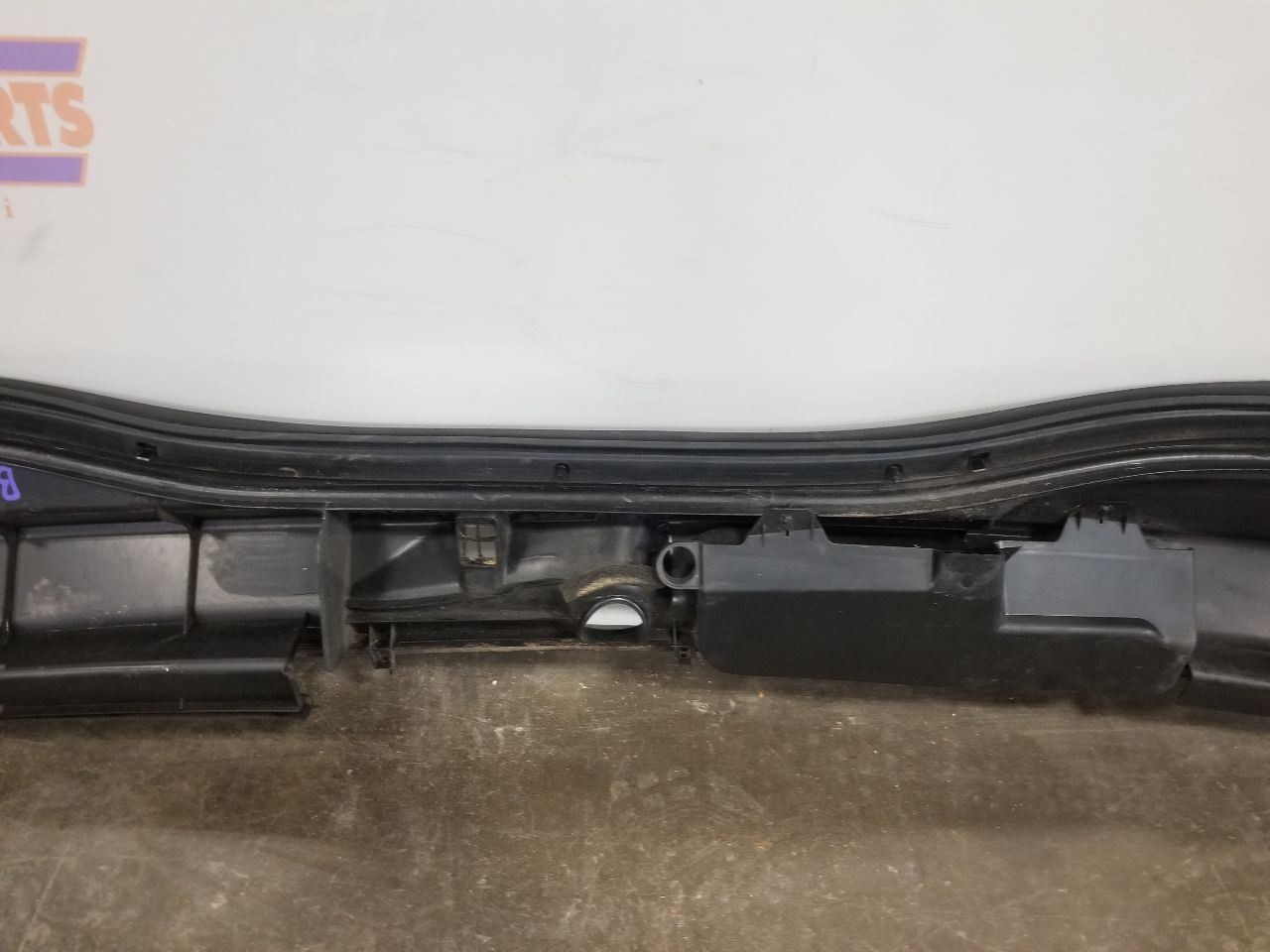 07 2007 GX470 COWL PANEL WIPER COVER