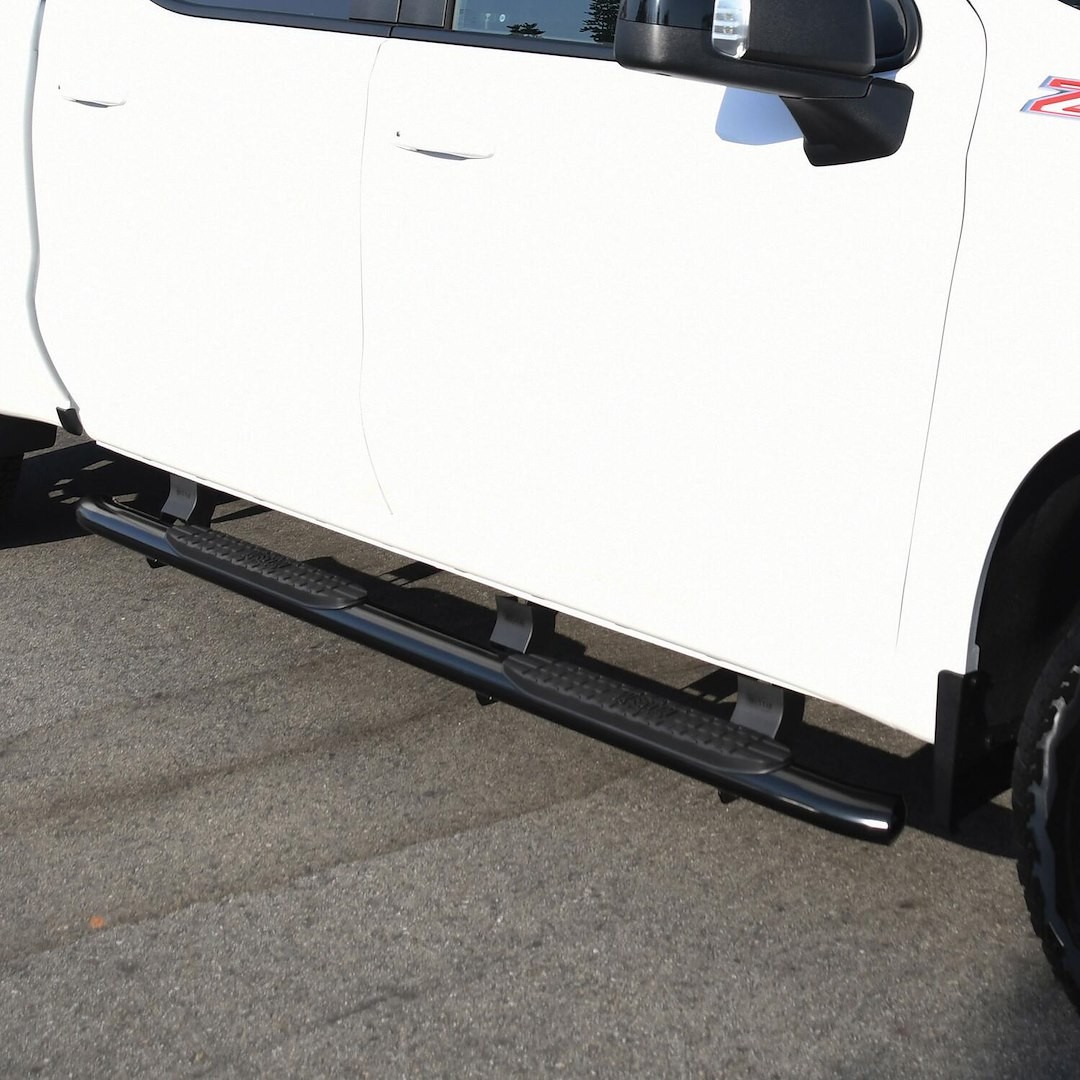 Westin Automotive 21-24135 Steel Oval Black Powder Coated Nerf Bar