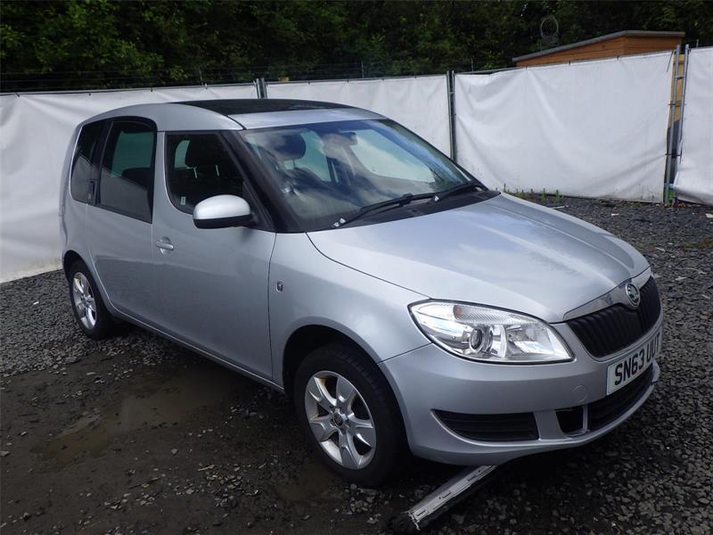 2006 On MK1 SKODA ROOMSTER FRONT GRILLE