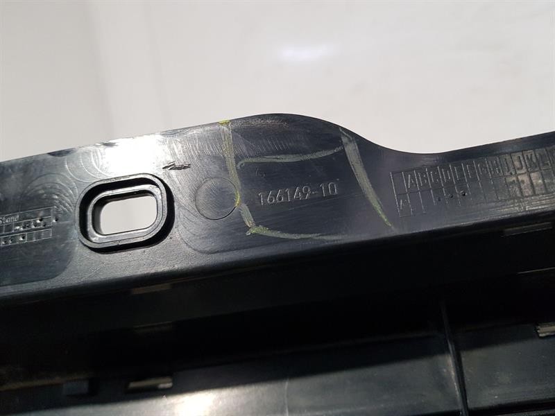 2006-2013 R56 MINI HATCH FRONT GRILLE 166149-10