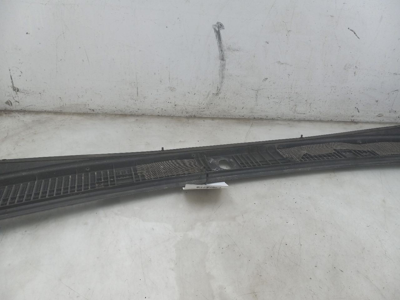2001 TOYOTA SEQUOIA SR5 COWL VENT COVER