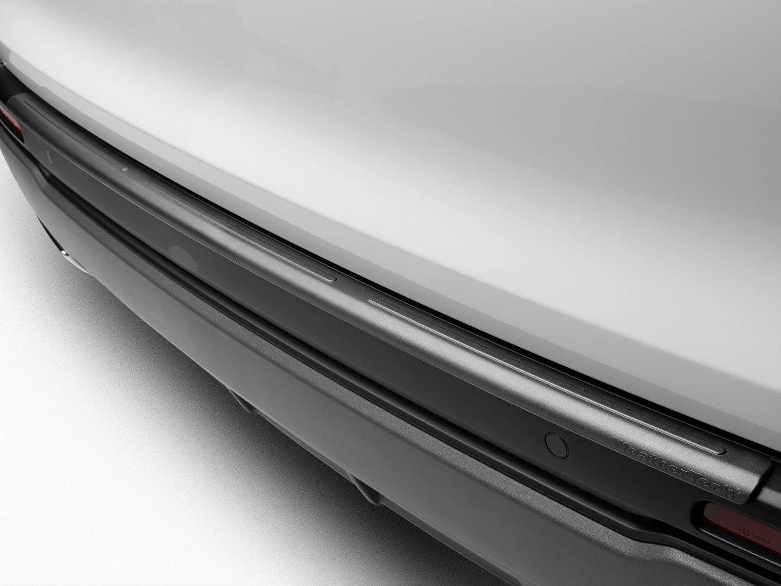 WeatherTech Custom BumperTopper for CR-V Hybrid/CR-V (Rear Bumper) – Black