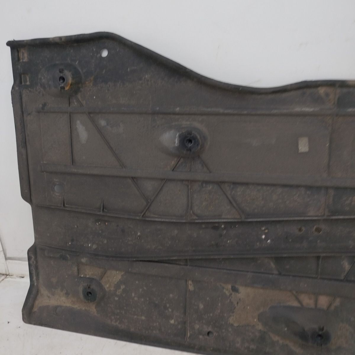 2017-2024 SKODA KAROQ MK1 Undertray Right Side Splash Guard 5Q0825202L