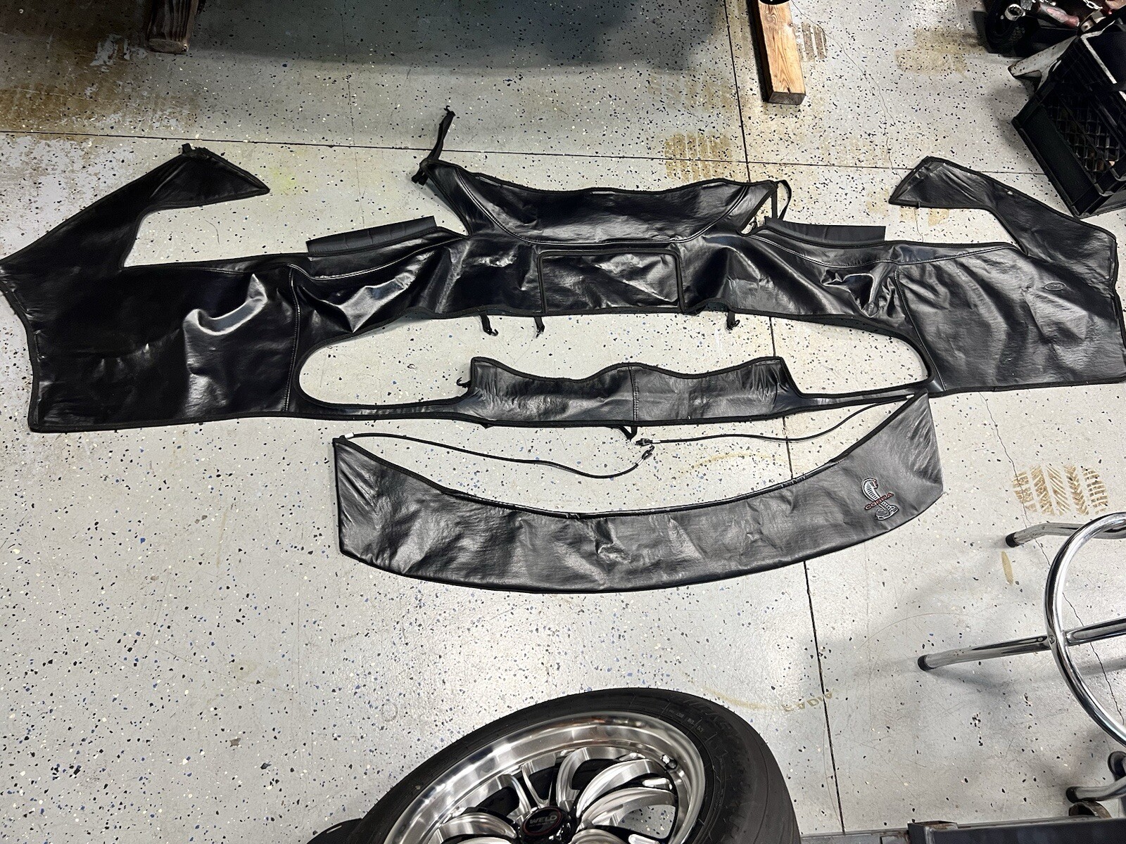 1999 – 2002 FORD MUSTANG COBRA SVT FRONT BUMPER & HOOD BRA