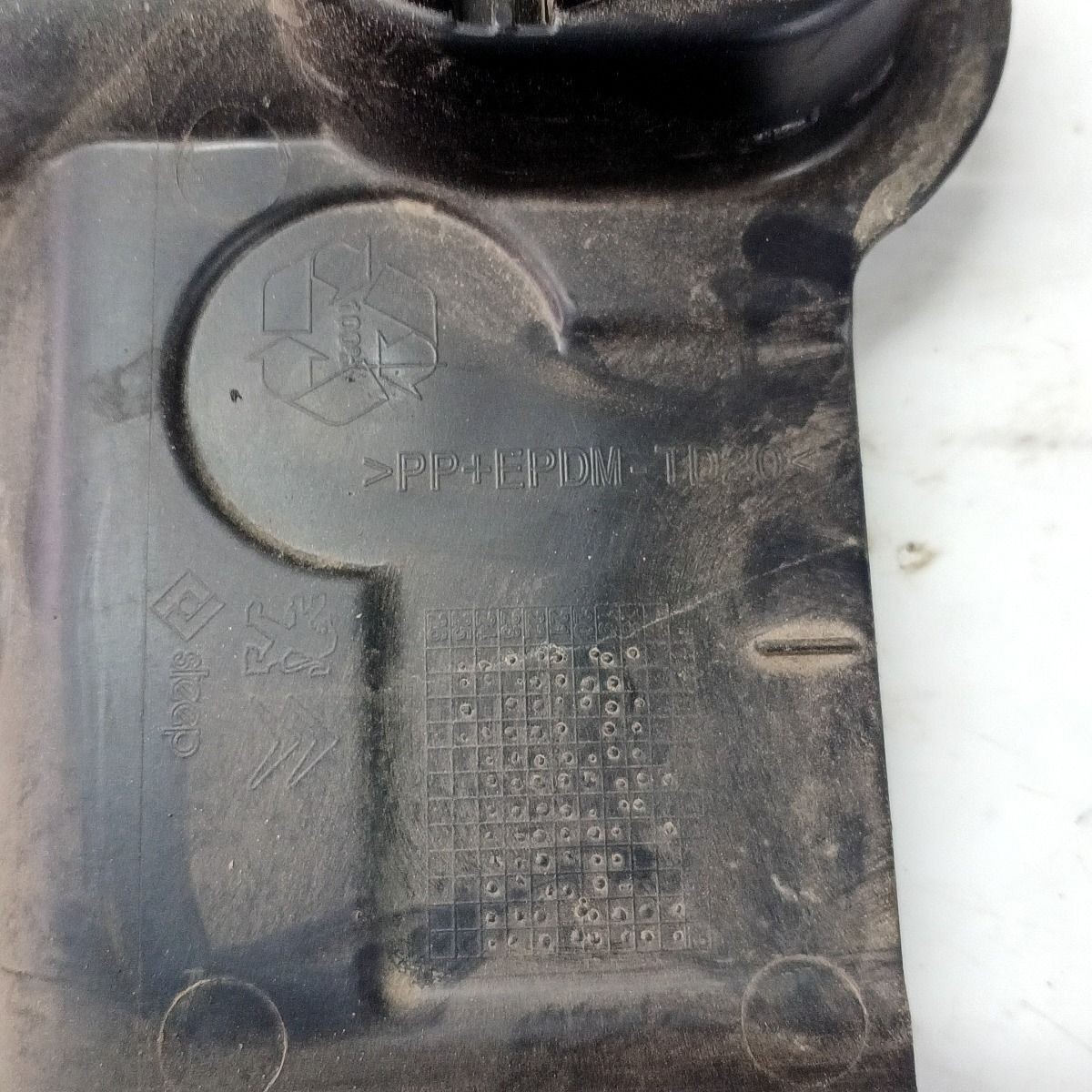2019-2024 PEUGEOT 2008 MK2 Rear Left Splash Guard Undertray 9826459280