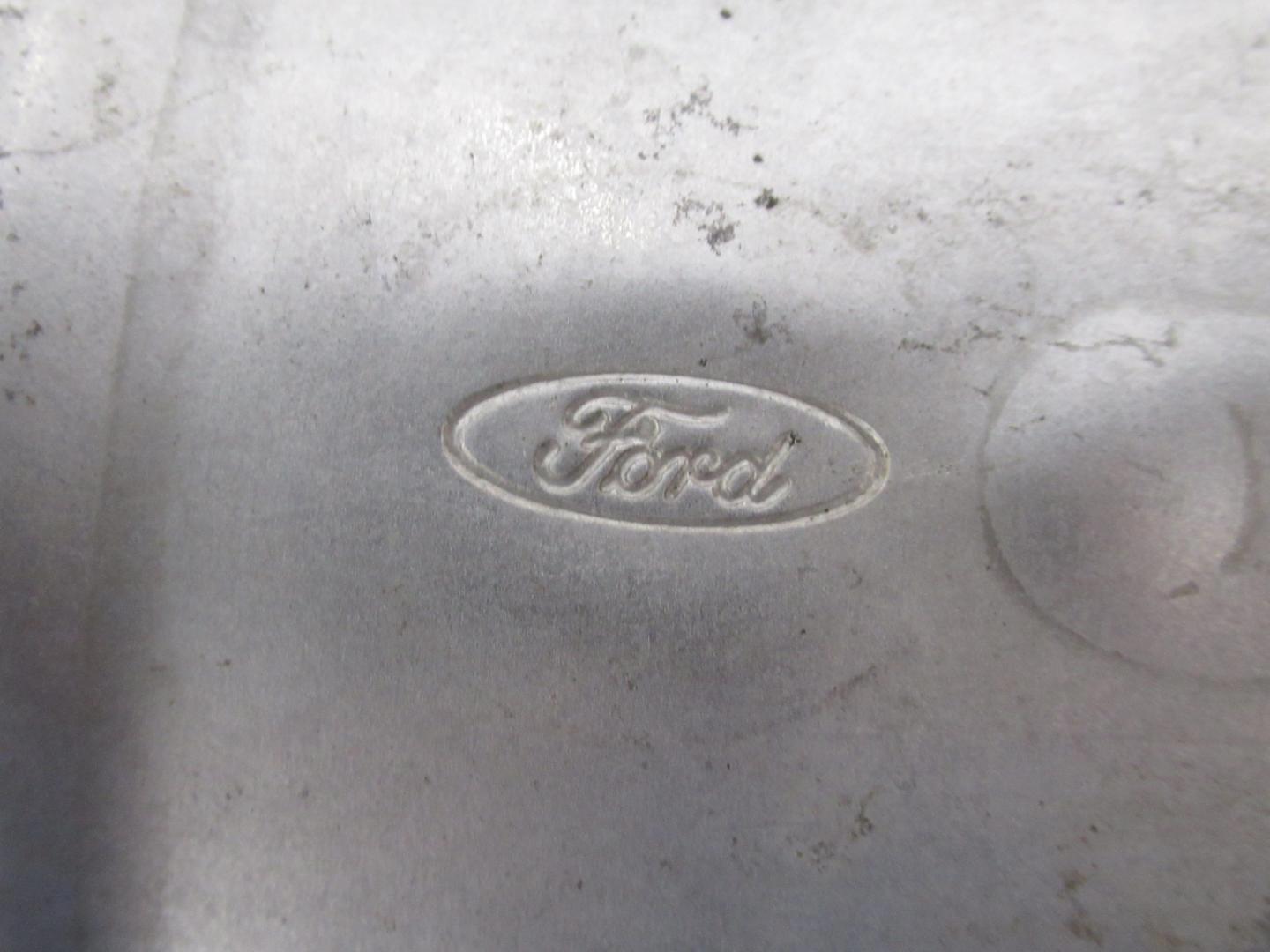 EB1424 2005 05 FORD GT GT40 SUPERCAR LEFT LH REAR TRANSMISSION AXLE GUARD