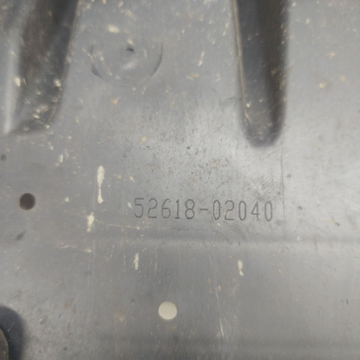 2015-2019 TOYOTA AURIS MK2 Front Bumper Undertray 52618-02040
