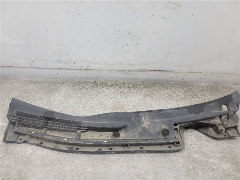 2010-2015 Toyota Prius Windshield Cowl Vent Panel 55708-47110