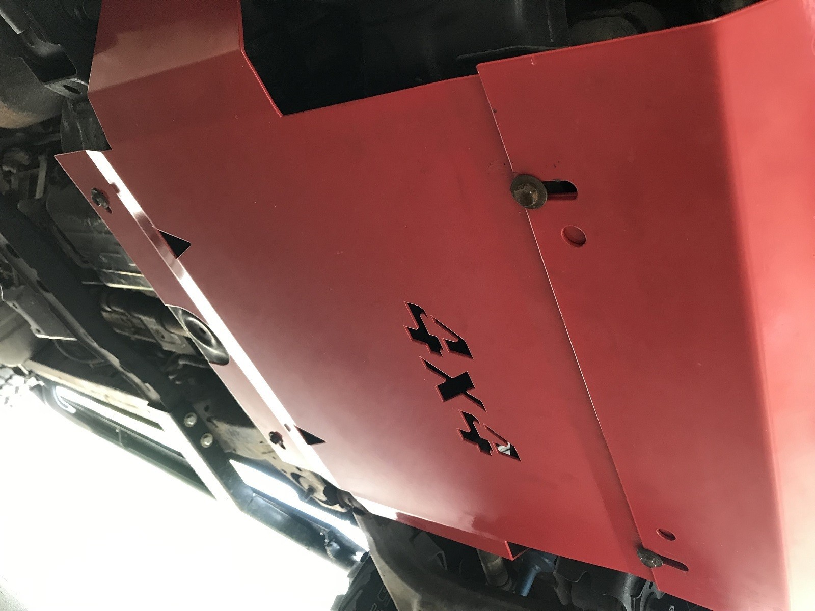 3mm Red 4X4 Bash Plate Front Sump Guard for Toyota Hilux 2005-2015 N70 Underbody