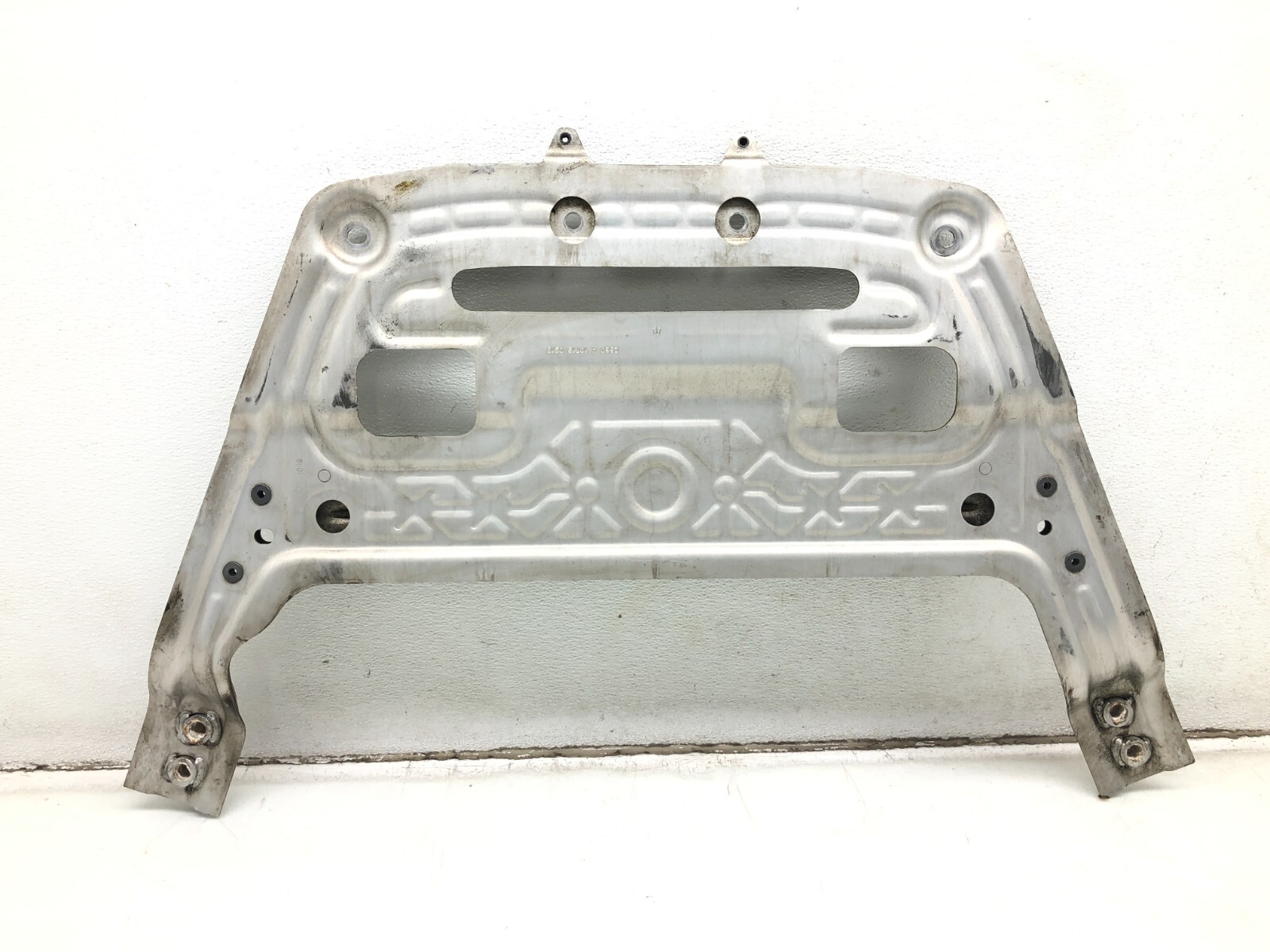2017-2024 MASERATI LEVANTE FRONT UNDER ENGINE SKID PLATE REINFORCEMENT BRACE OEM
