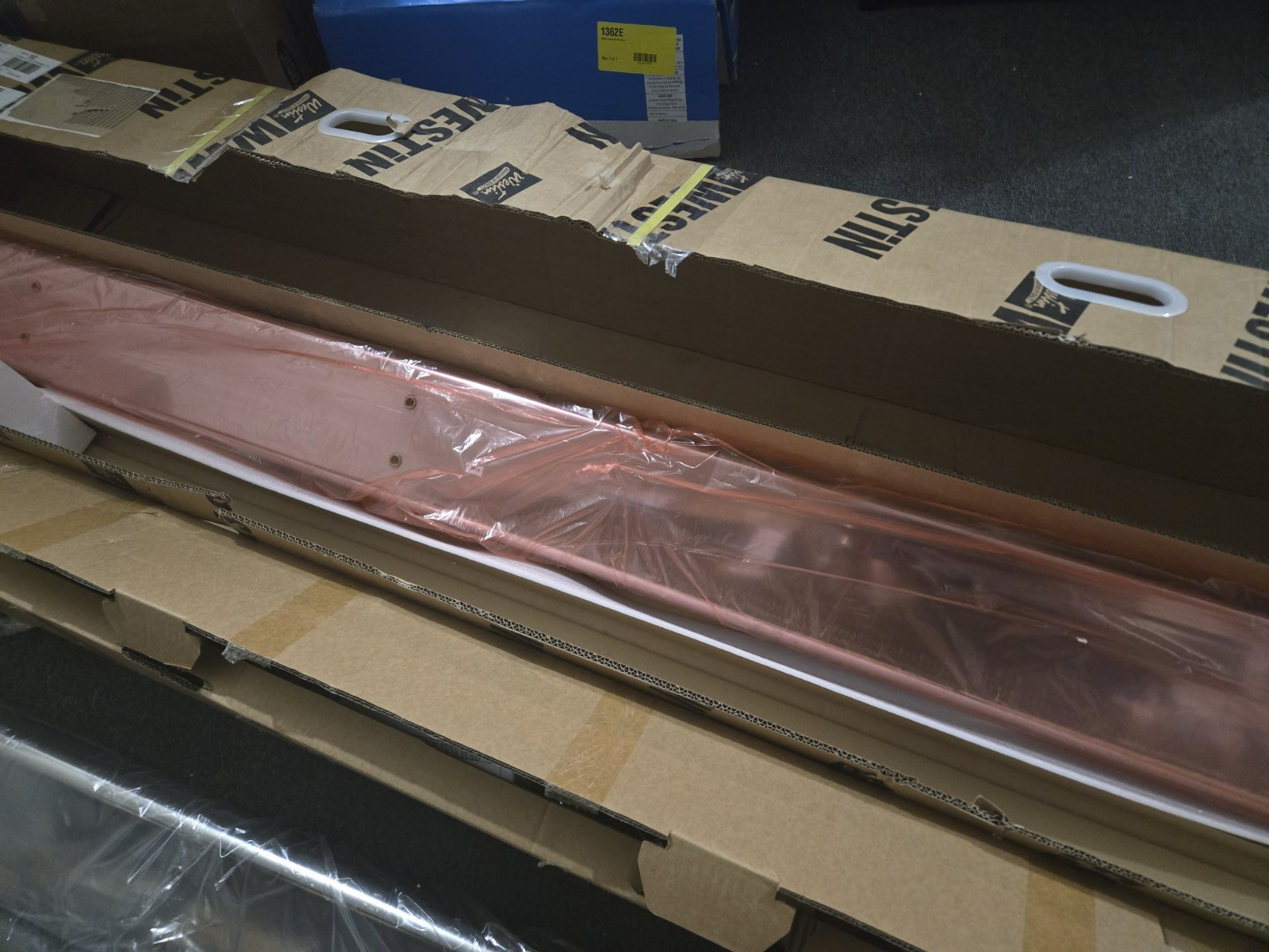 Westin Nerf Step Bar -Chevy Silverado & GMC Sierra – READ DESCRIPTION – Open Box