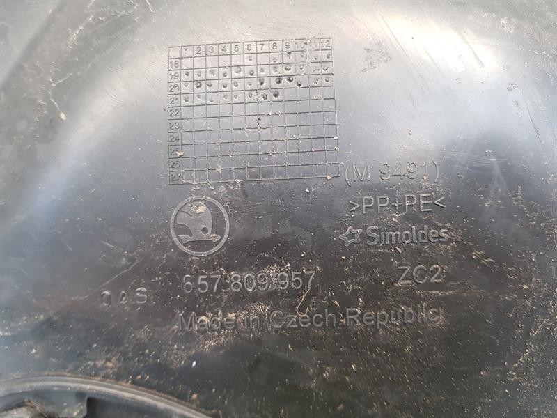 2019-2026 MK1 SKODA SCALA FRONT ARCH LINER LH PASSENGER 5 DOOR HATCH 657809957