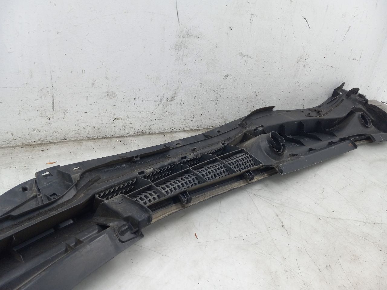 2014 LEXUS IS350 3.5L COWL VENT PANEL