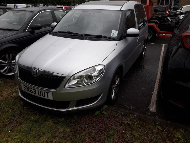 2006 On MK1 SKODA ROOMSTER FRONT GRILLE
