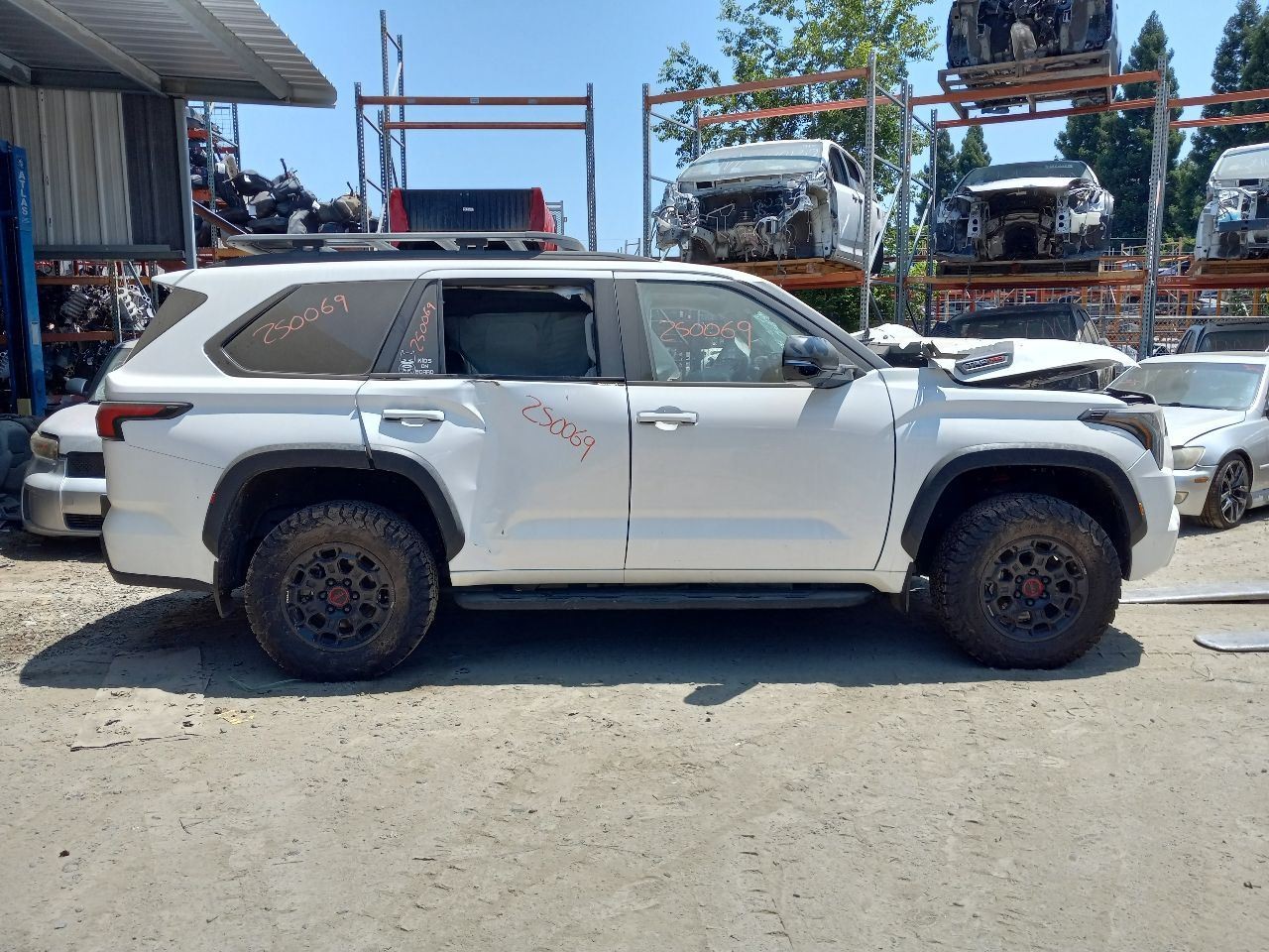 23 TOYOTA SEQUOIA FUEL TANK SKID PLATE