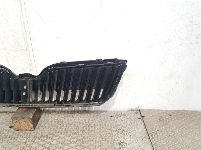2008-2015 MK2 SKODA SUPERB FRONT GRILLE