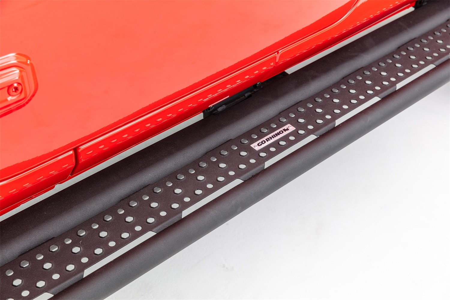 Go Rhino Step Nerf Bar Dominator Xtreme D6 Side Steps with Rocker Panel Mounting
