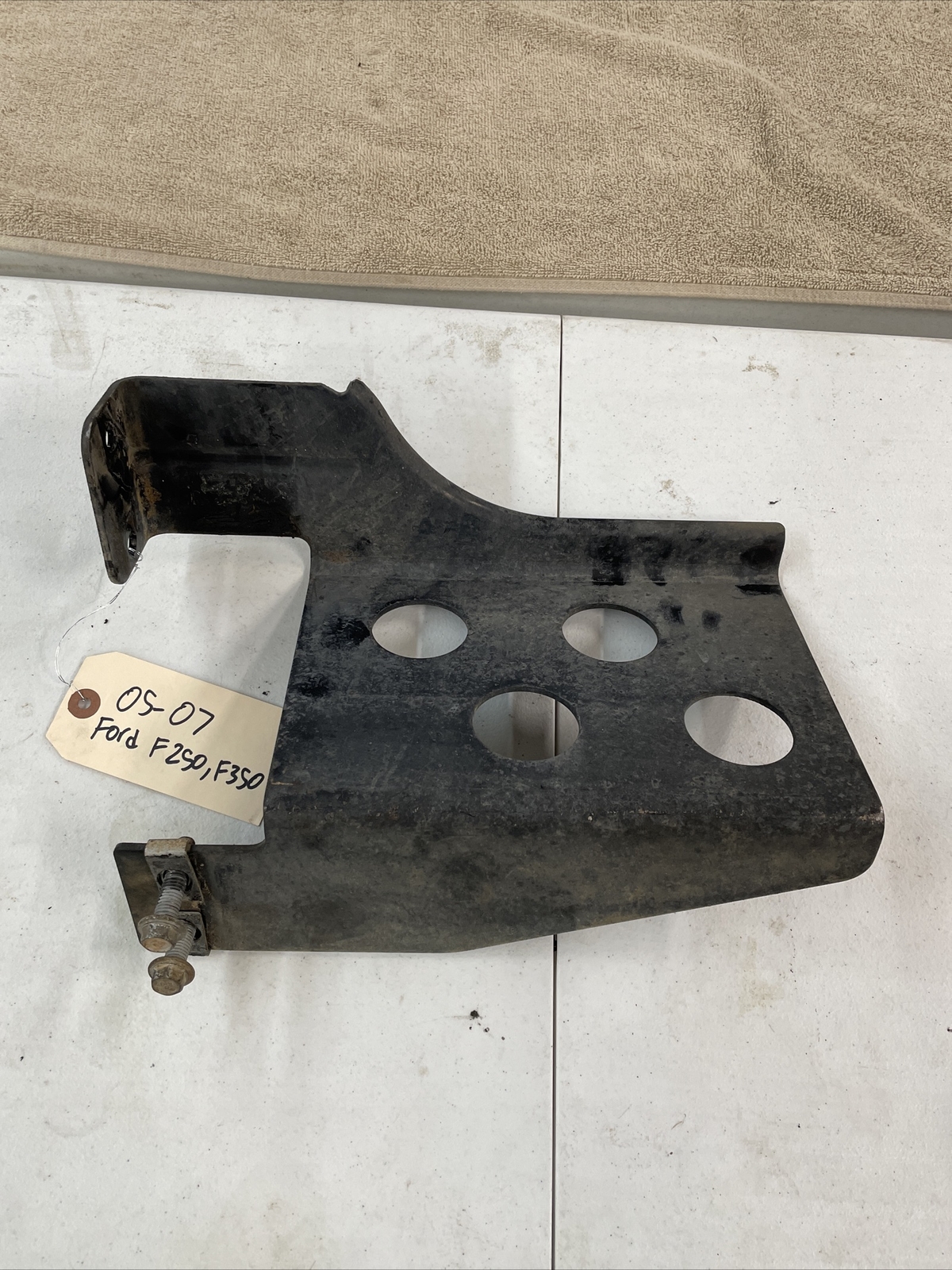 05-07 FORD F250 F350 SHORT BED FRONT FUEL TANK SKID PLATE GUARD COVER SHIELD oem