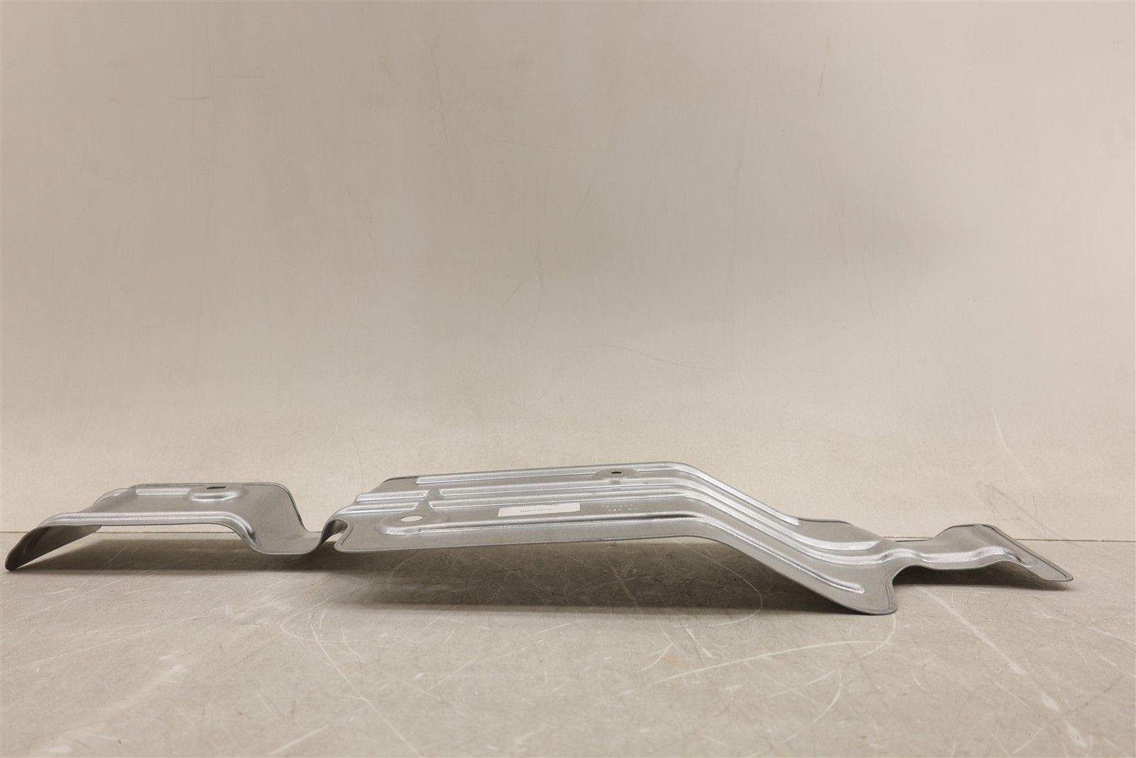 NEW OEM GM Fuel Tank Shield 23338707 Traverse XT5 2.0L 2.5L 3.6L RWD 2017-2022