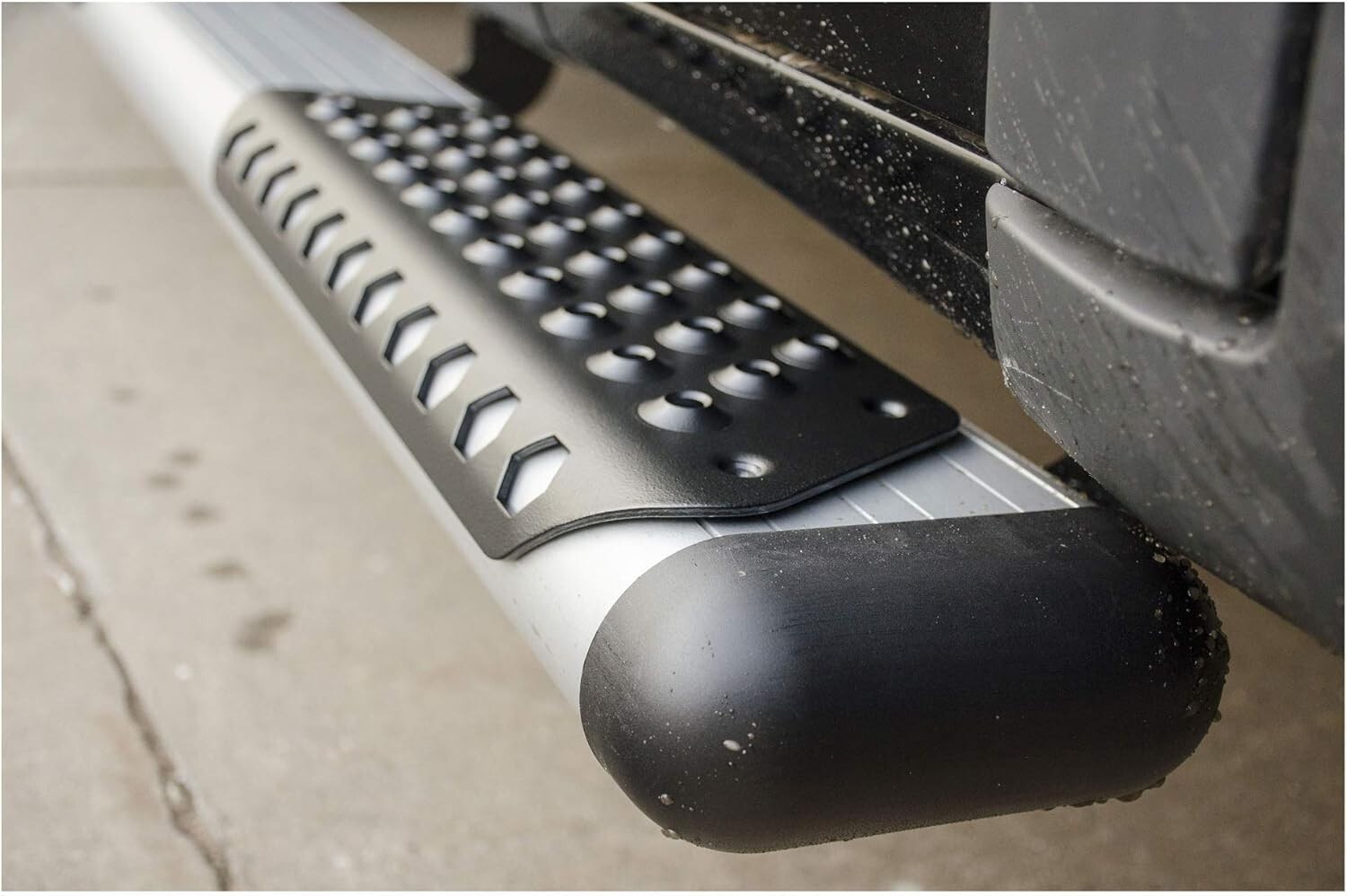 LUVERNE 583036-570741 O-Mega II 36-Inch Silver Aluminum Side Steps