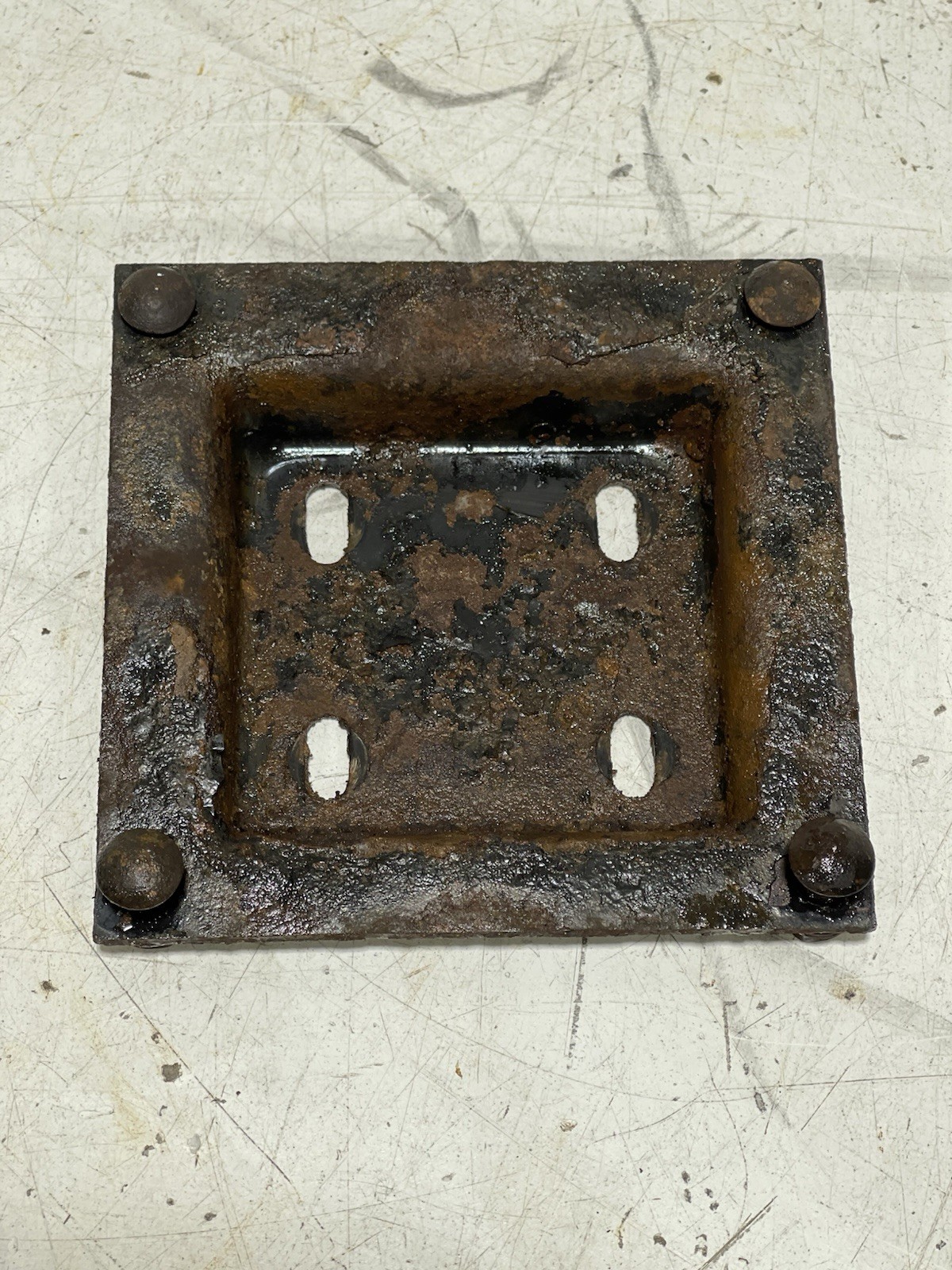 2.5 4.0 Automatic Trans Support Mount Bracket w/ BOLTS 97-02 Jeep TJ Wrangler
