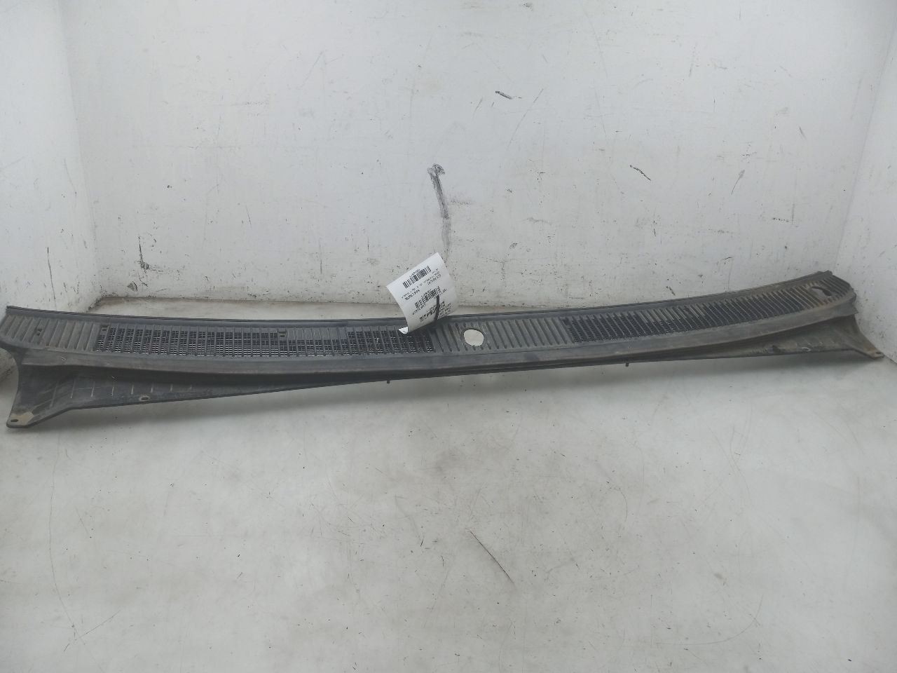 2001 TOYOTA SEQUOIA SR5 COWL VENT COVER
