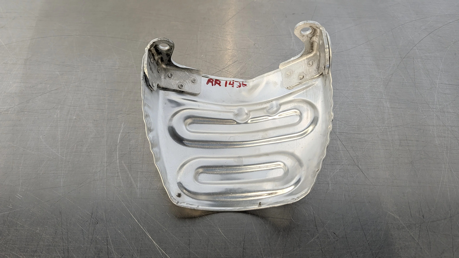 EB1426 2017 17 AUDI R8 RIGHT RH REAR AXLE GUARD