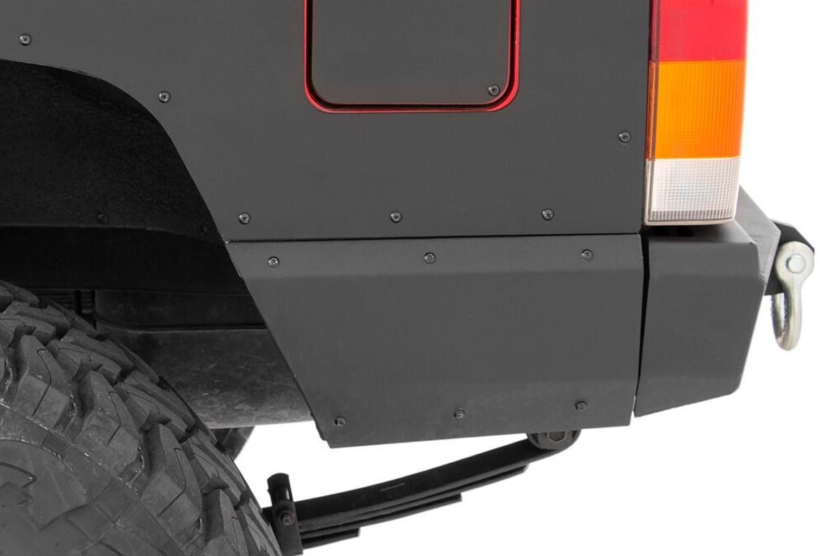 Rough Country Rear Quarter Panel Armor-Black, for 97-01 Cherokee XJ; 10572
