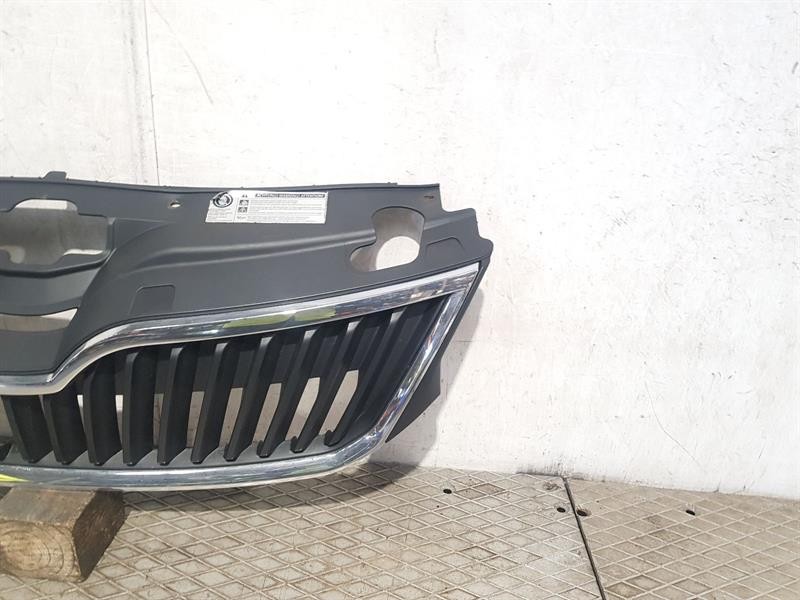 2012-2017 MK1 SKODA RAPID FRONT GRILLE