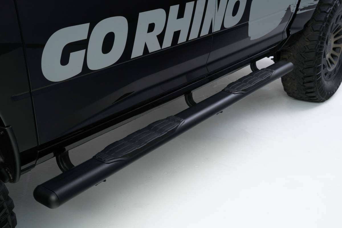 Go Rhino 1000 Series 5″ Oval Side Steps Black Powder Coat 73″ Long Bars Only