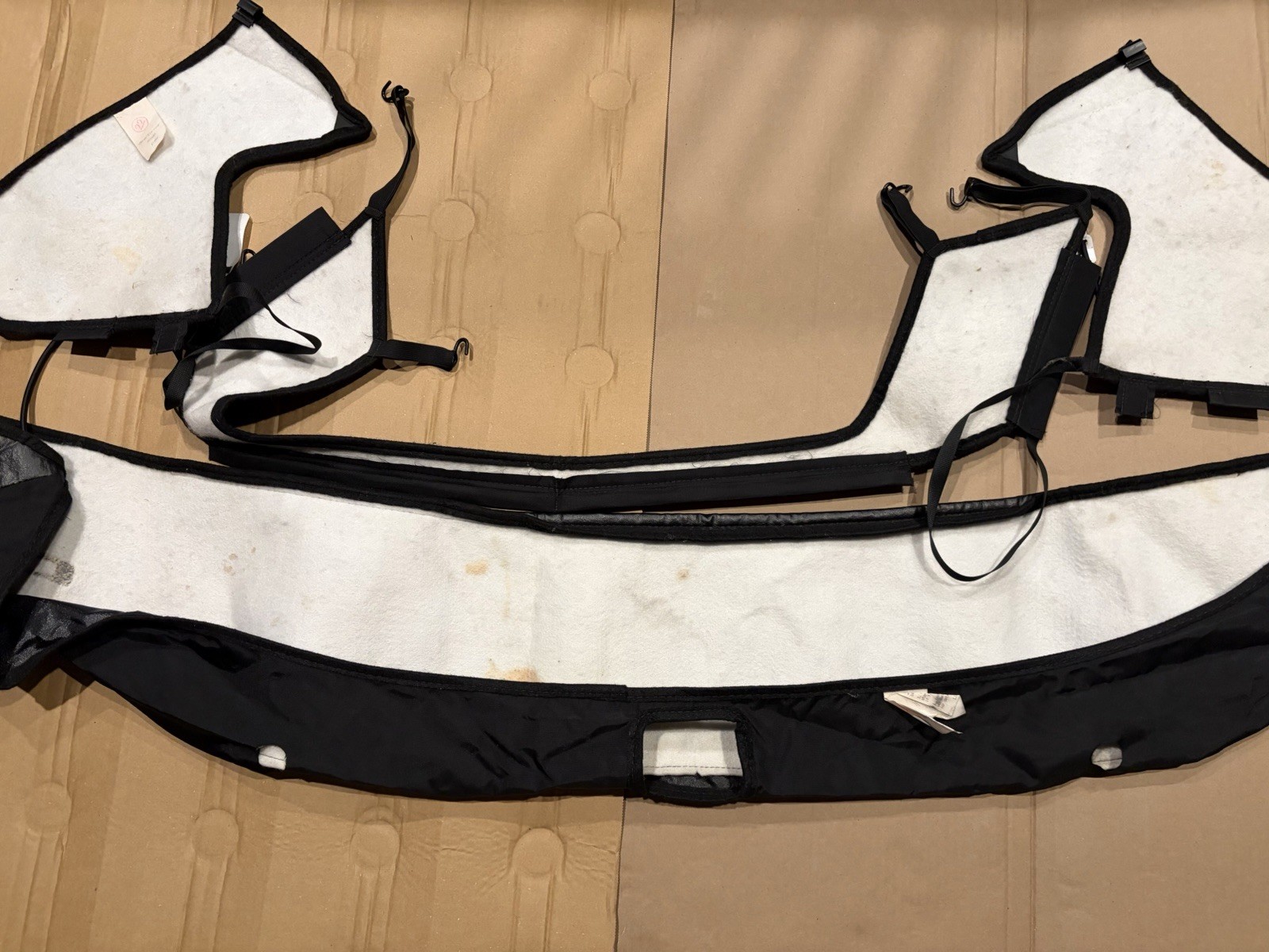 1997-2001 Honda CR-V 08P35-S10-100F Nose Mask (Half) OEM *RARE