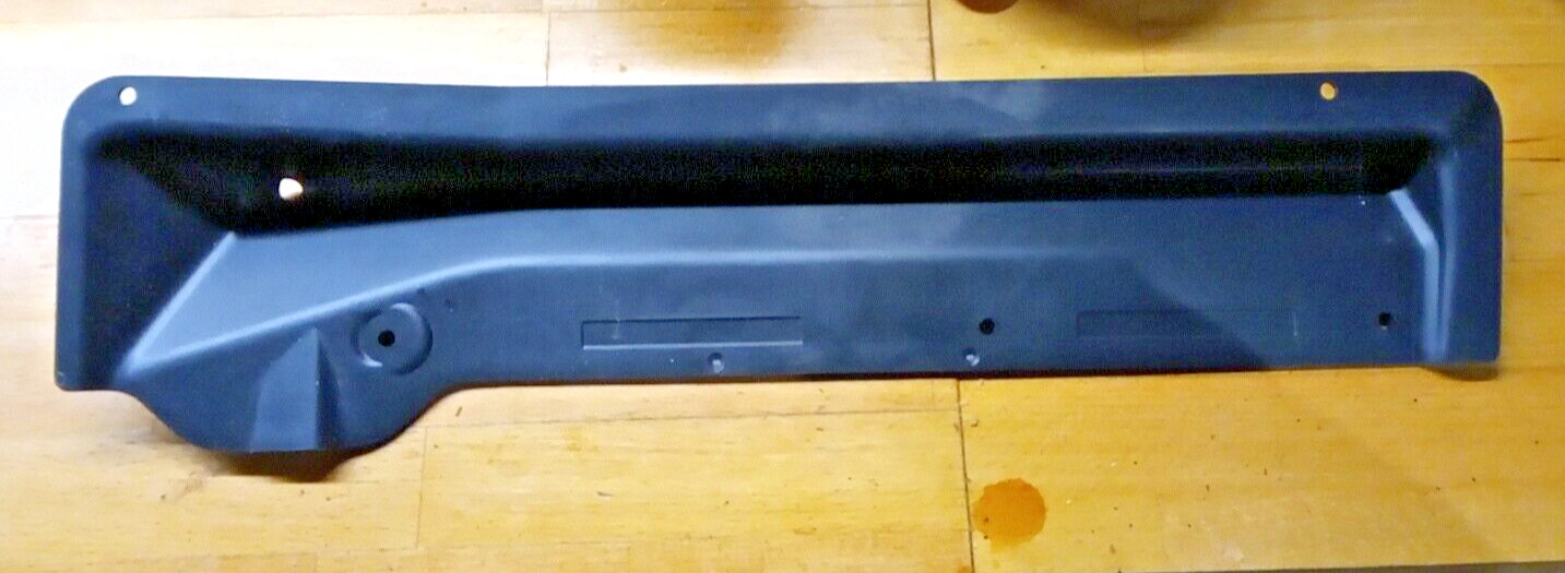 VW Audi Seat Skoda underbody protection rear right 1K0825002B New Genuine OE