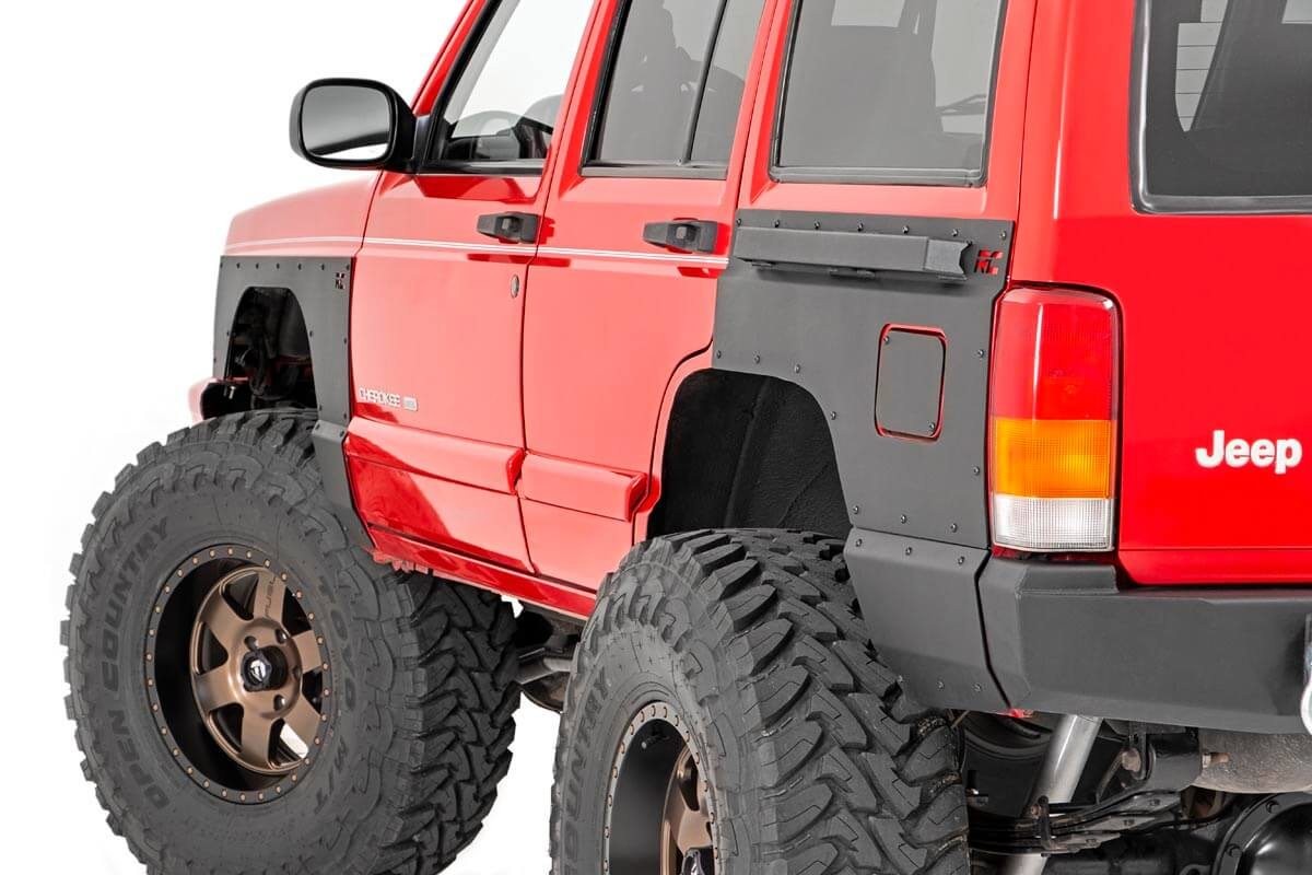 Rough Country Rear Fender Panel Armor-Black, for 97-01 Cherokee XJ; 10579