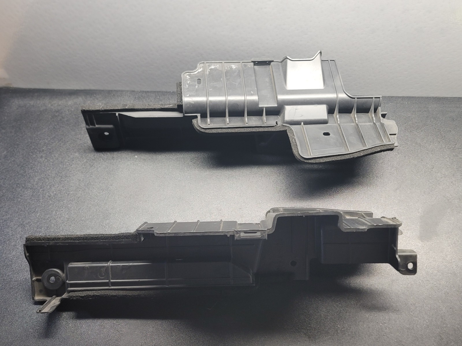 2016-2018 Kia Optima Hybrid Guard-Air OEM 2 Pieces Together