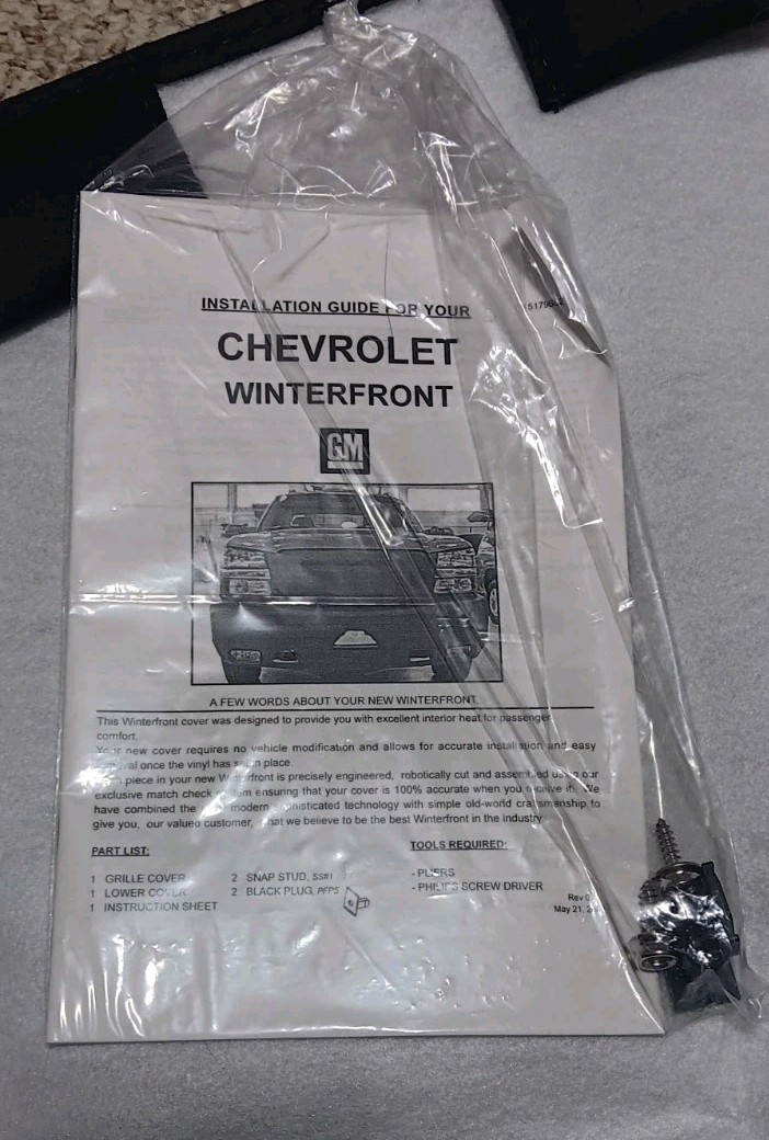 New OEM 2003 – 07 Chevy Silverado GMC Bra / Protector / Cold Weather Cover !