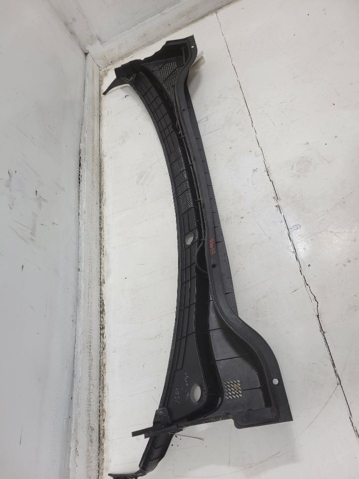 2019-2023 Hyundai Nexo Front Windshield Cowl Vent Panel 86151-M5000