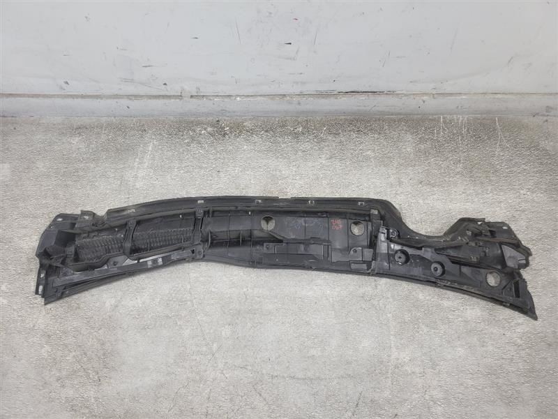 2010-2015 Toyota Prius Windshield Cowl Vent Panel 55708-47110