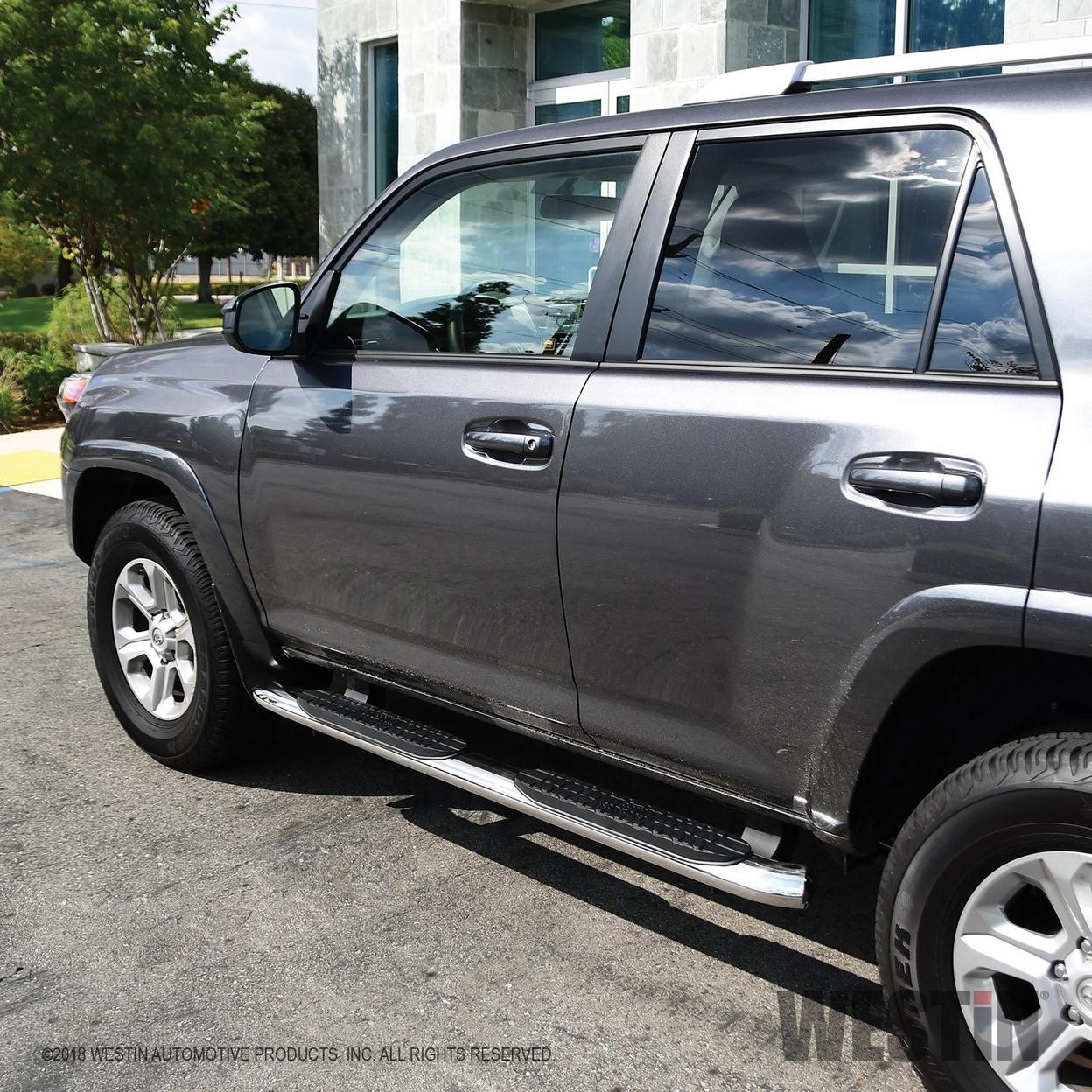 Westin Step Nerf Bar – 4Runner SR5/TRD/TRD Pro 2014-2022 (Excl. Limited/Nightsha